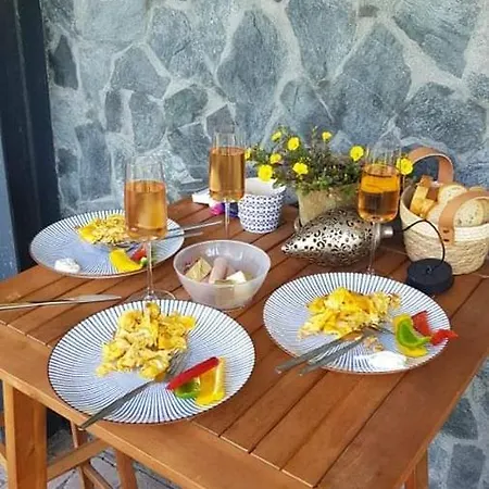 Illaberek Vendeghaz * Sukoró