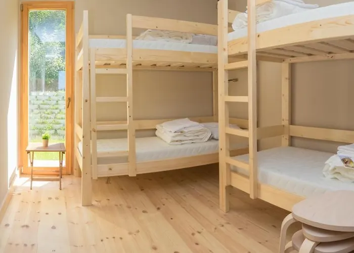 Illaberek Vendeghaz *