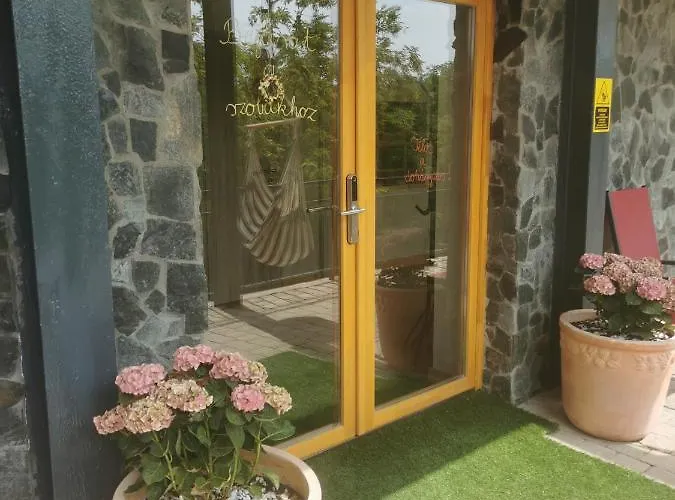 Πανσιόν Illaberek Vendeghaz Sukoró