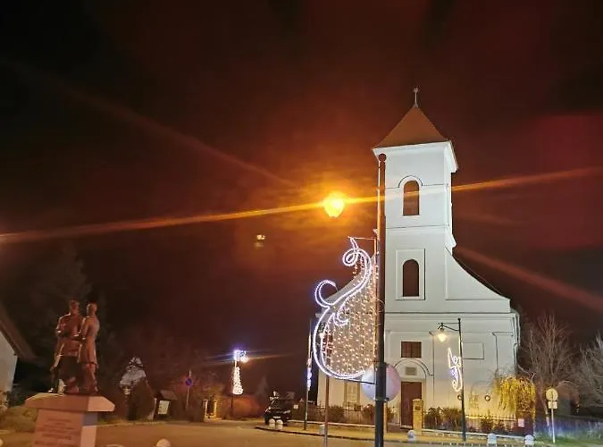 Illaberek Vendeghaz Sukoró