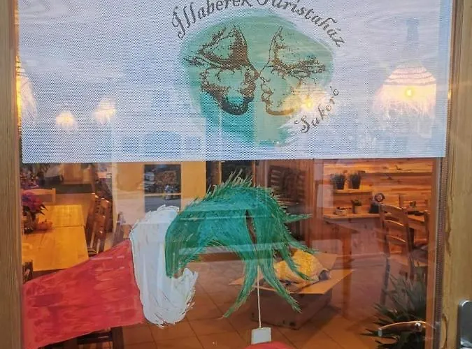 Illaberek Vendeghaz 招待所