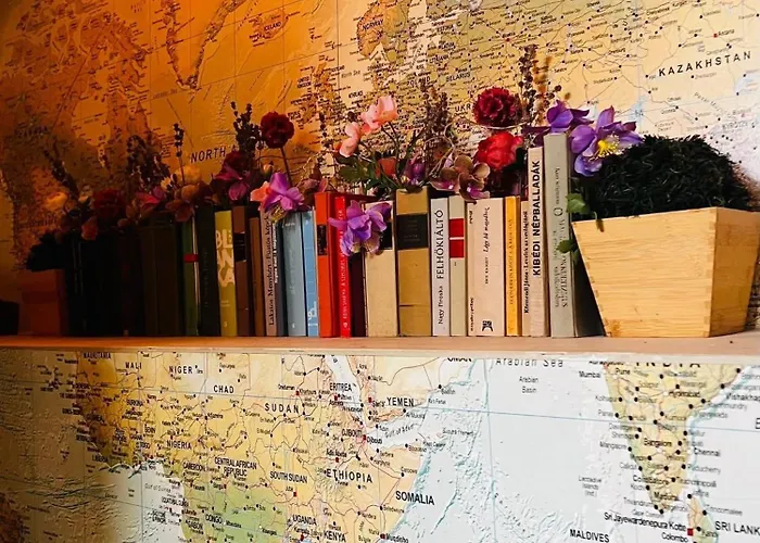 Illaberek Vendeghaz Πανσιόν *